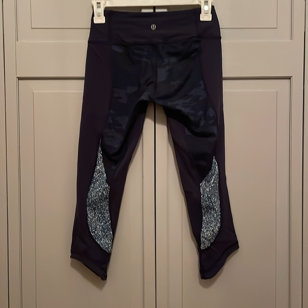 Lululemon Patchwork Capri Cropped Legging - image 4